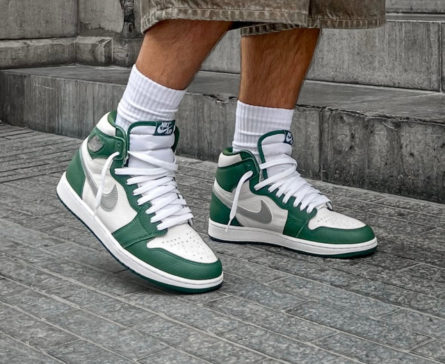 AIR JORDAN 1 HIGH