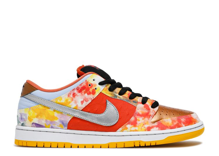 NIKE SB DUNK LOW STREET HAWKER