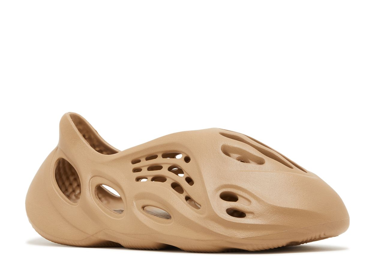 YEEZY FOAM RUNNER CLAY TAUPE
