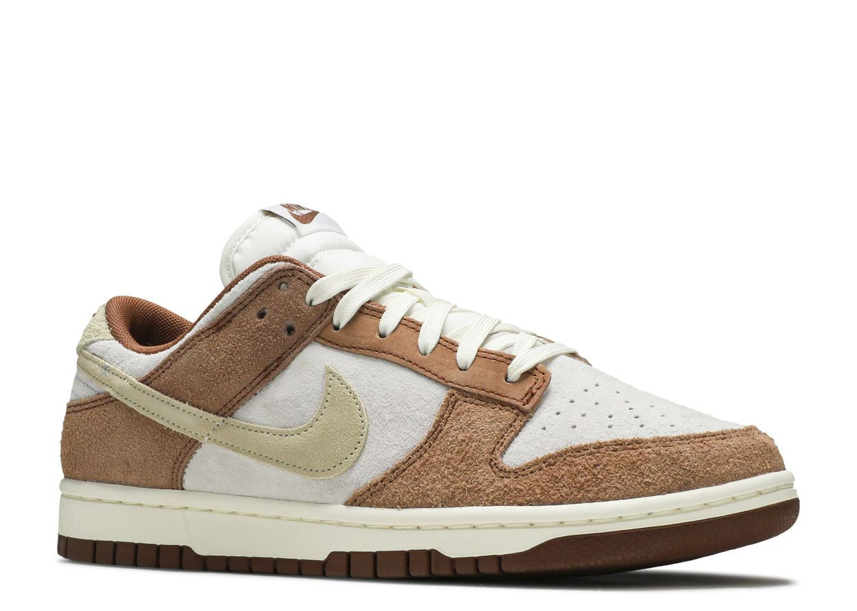 NIKE DUNK LOW MEDIUM CURRY