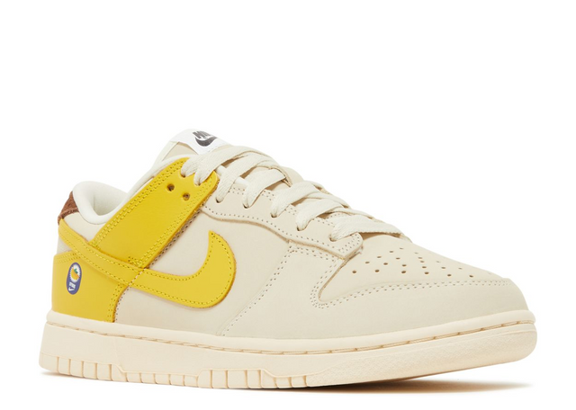 NIKE DUNK LOW BANANA