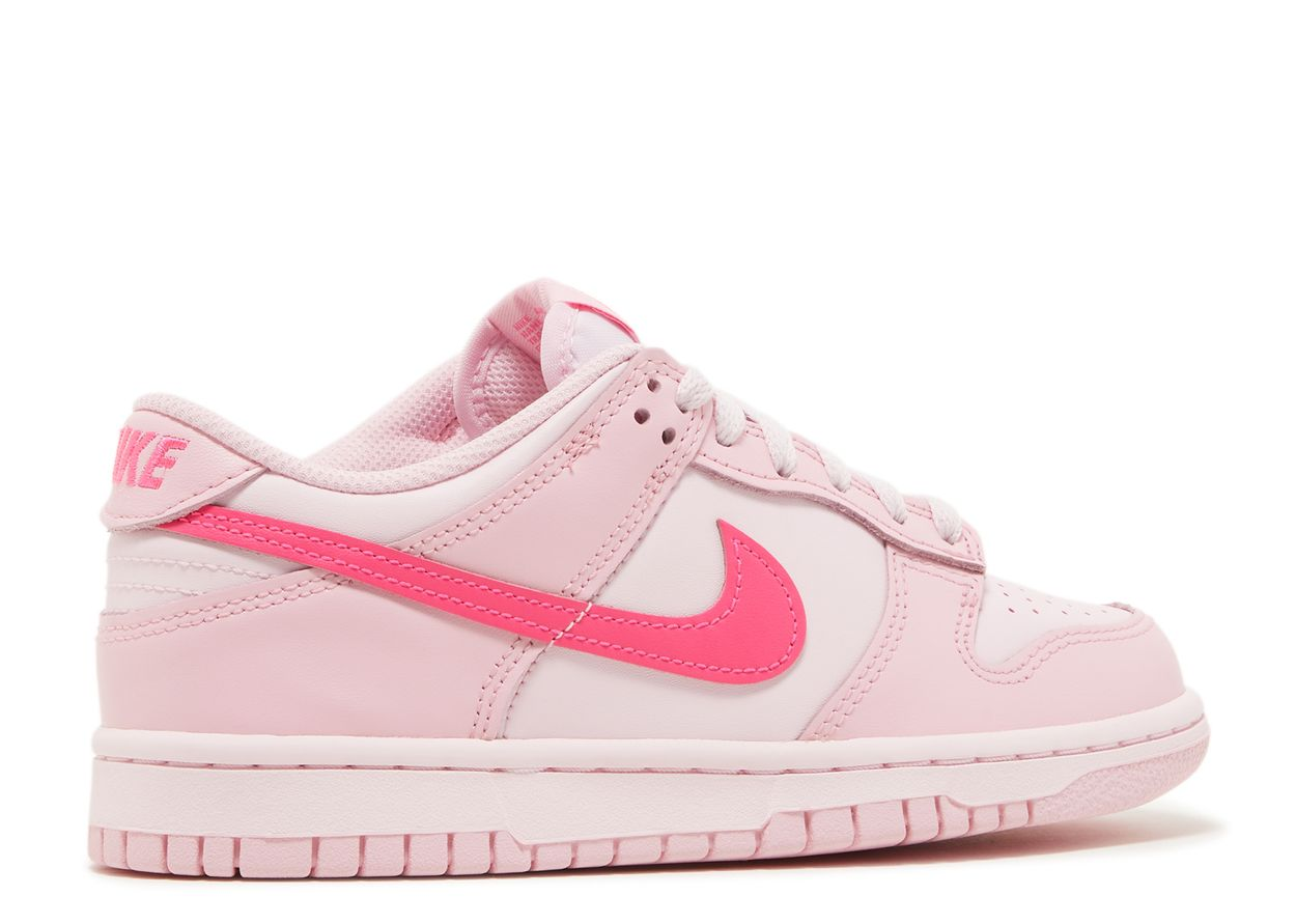 NIKE DUNK LOW TRIPLE PINK
