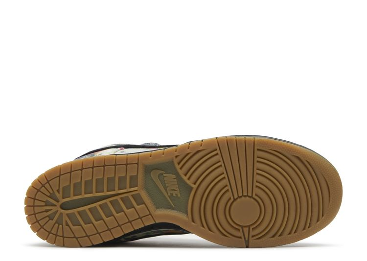 NIKE SB DUNK LOW SUPREME RAMMELLZEE