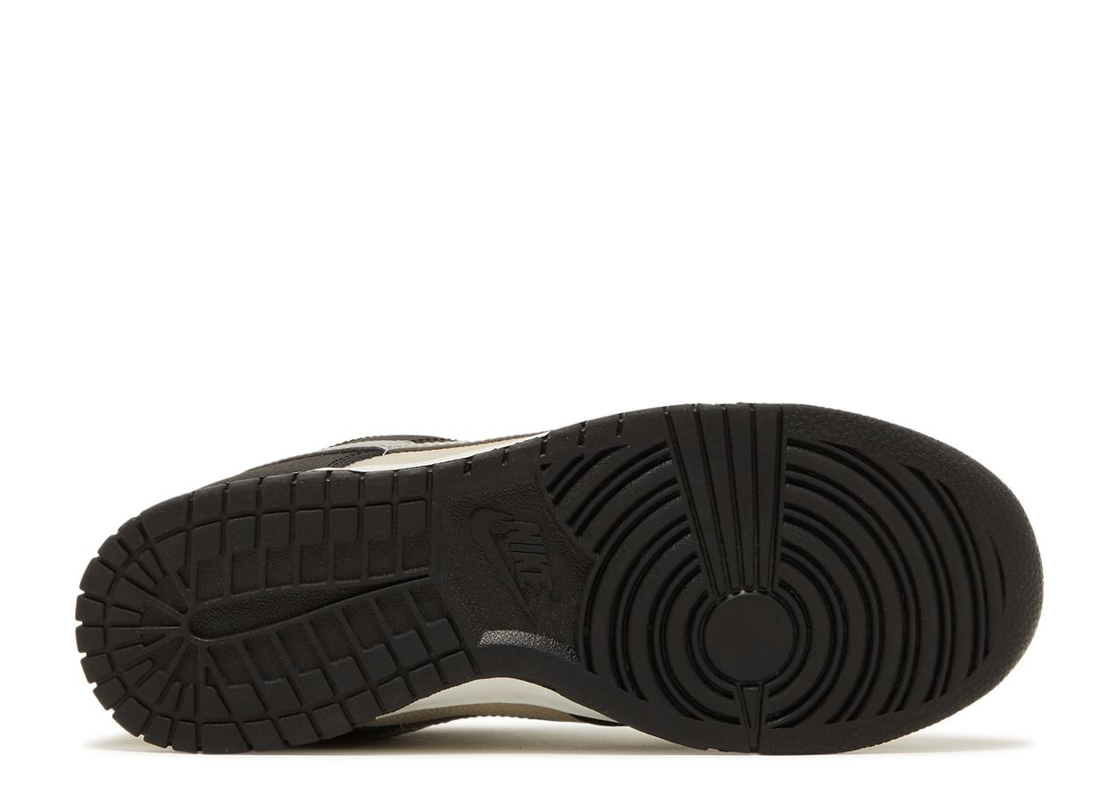 NIKE DUNK LOW STARRY LACES
