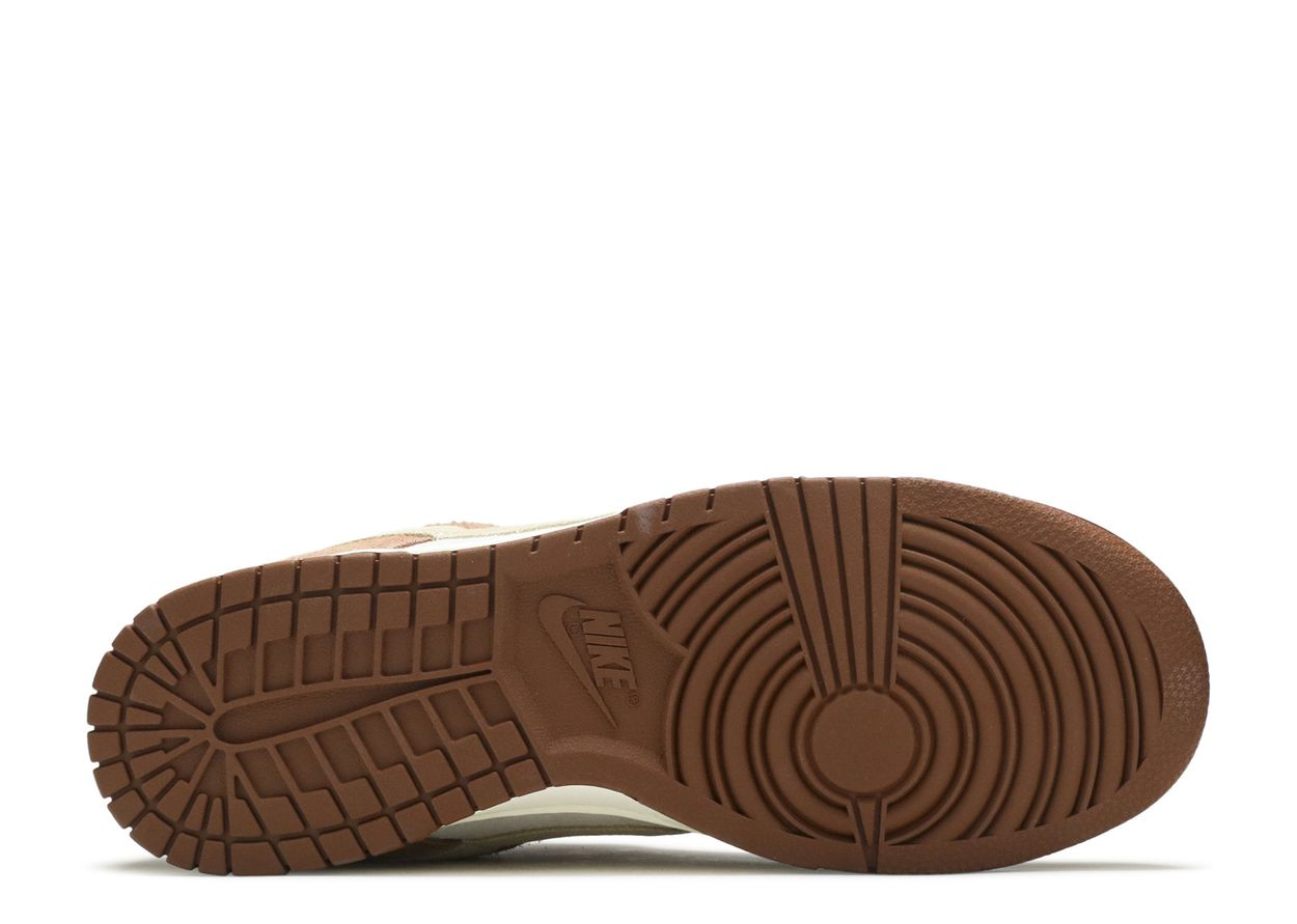 NIKE DUNK LOW MEDIUM CURRY