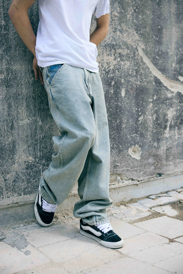 KEEP IT CLEAN RELAXED PANTS ULTRA FADED BLUE
