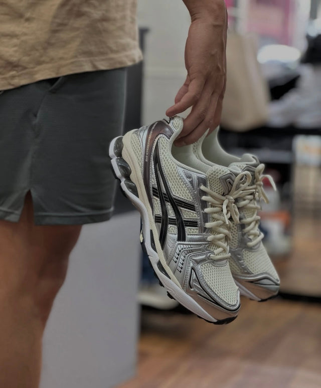ASICS GEL-KAYANO 14