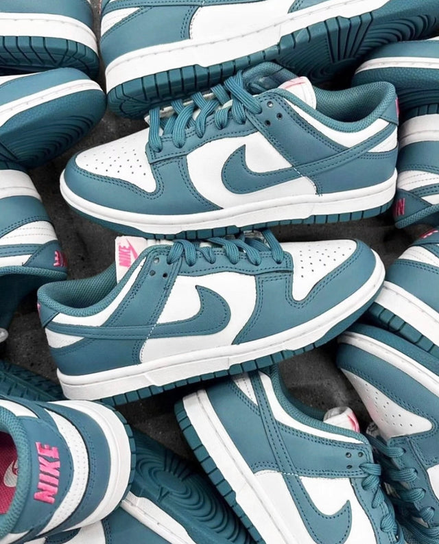NIKE DUNK LOW
