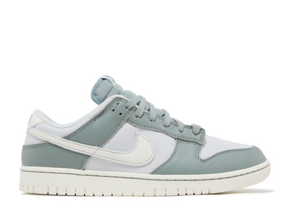 NIKE DUNK LOW MICA GREEN