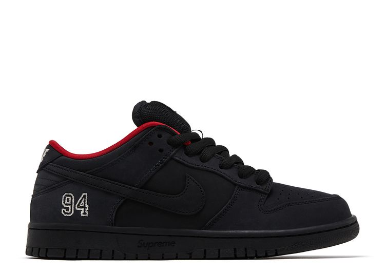 NIKE SB DUNK LOW SUPREME BLACK