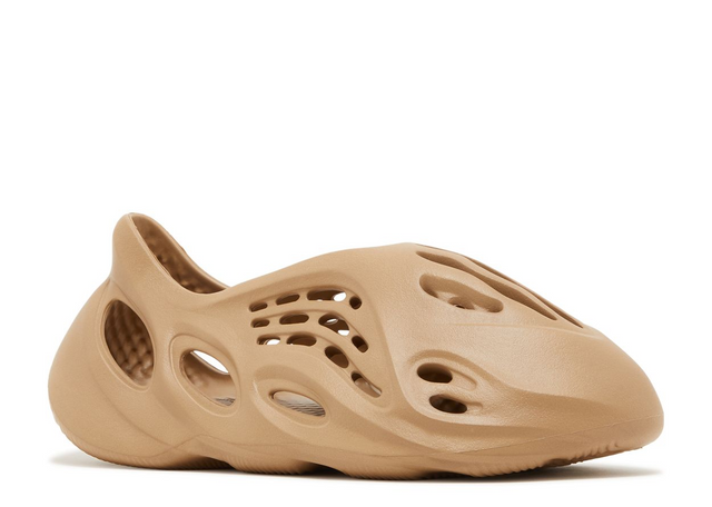 YEEZY FOAM RUNNER CLAY TAUPE