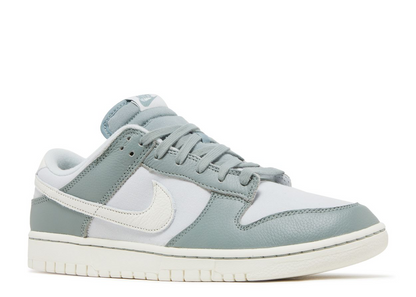 NIKE DUNK LOW MICA GREEN