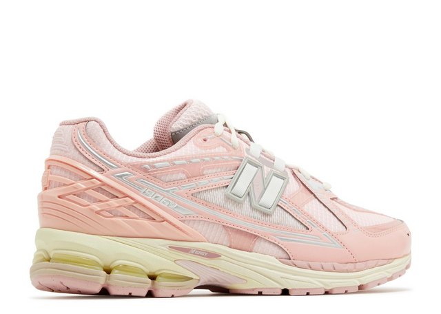 NEW BALANCE 1906R LUNAR PINK