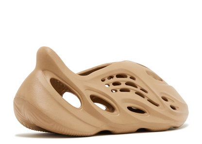 YEEZY FOAM RUNNER CLAY TAUPE
