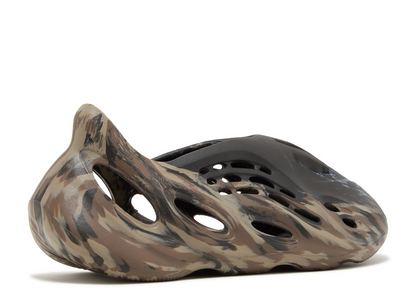 YEEZY FOAM RNR MX CINDER