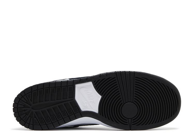 NIKE SB DUNK LOW PRO BLACK WHITE