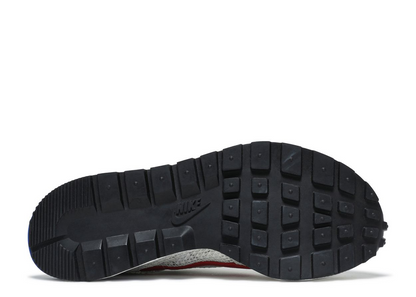 NIKE VAPORWAFFLE SACAI SPORT FUSCHIA GAME ROYAL