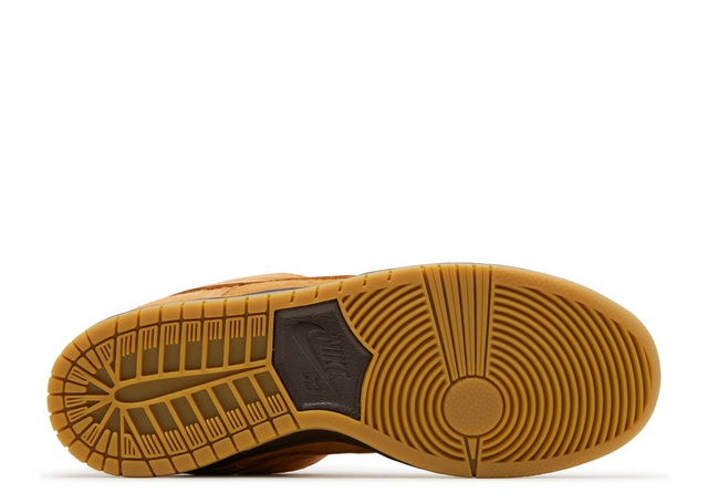 NIKE SB DUNK LOW WHEAT