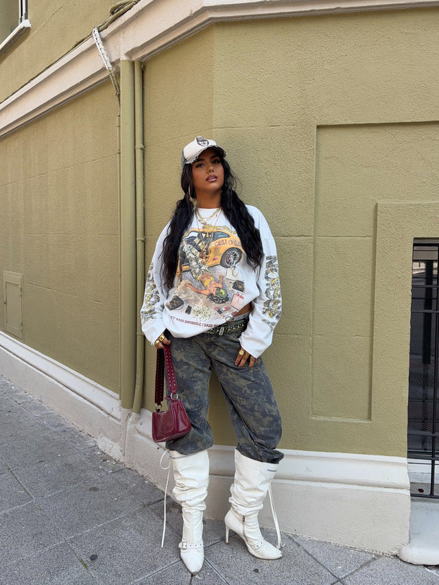 MONEY NEEDS ME CAMO LONGSLEEVE WHITE