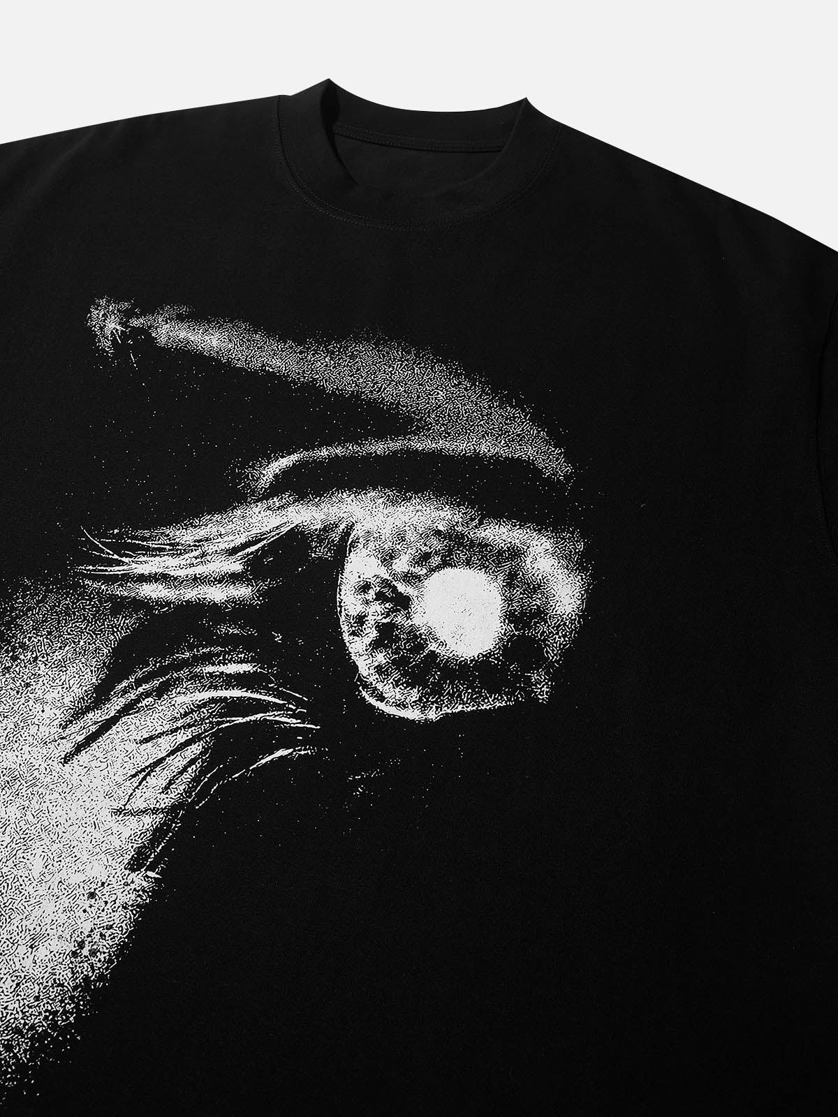 BLACK WHITE EYE T-SHIRT