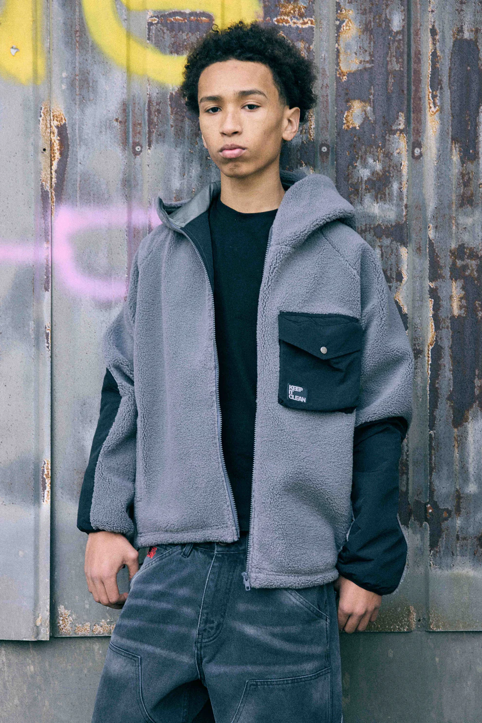 KEEP IT CLEAN SHERPA JACKET ASH GREY