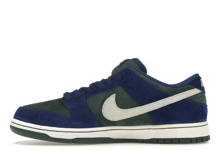 NIKE SB DUNK LOW DEEP ROYAL BLUE