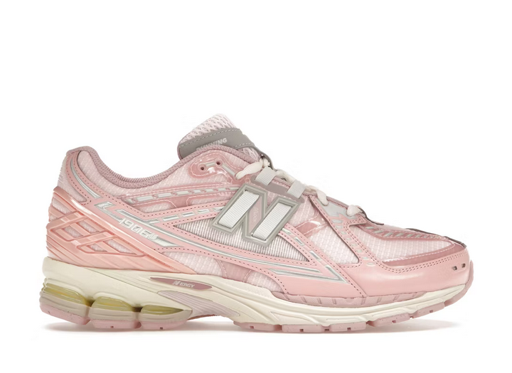 NEW BALANCE 1906R LUNAR PINK