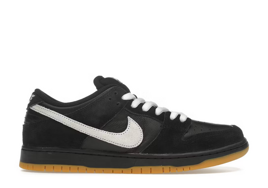 NIKE SB DUNK LOW BLACK WHITE GUM