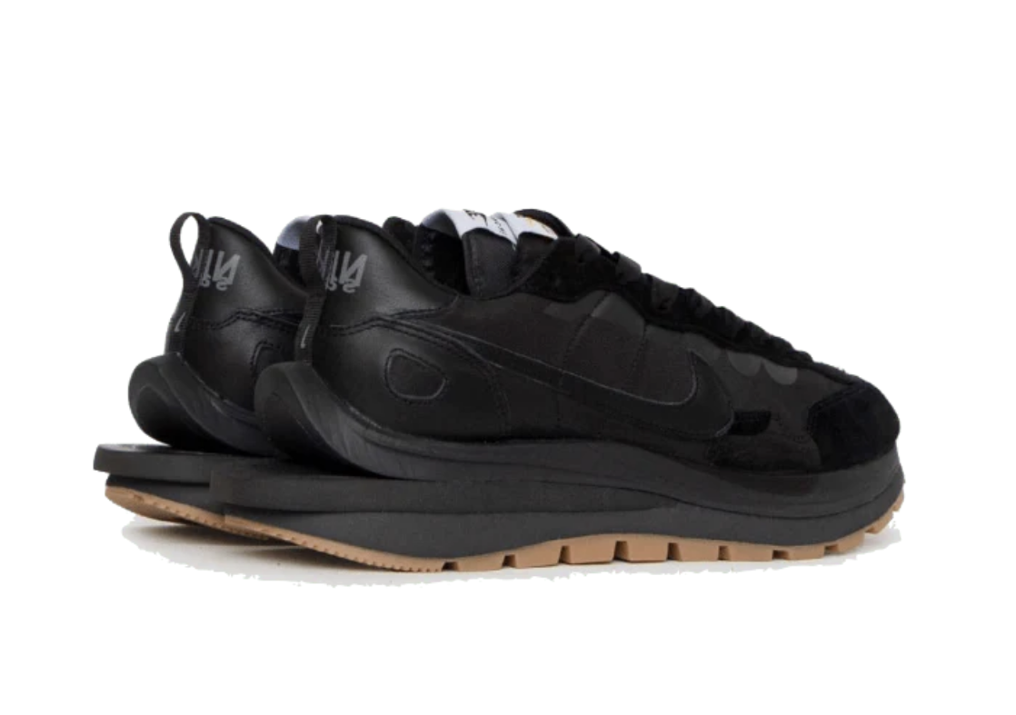 NIKE VAPORWAFFLE SACAI BLACK GUM